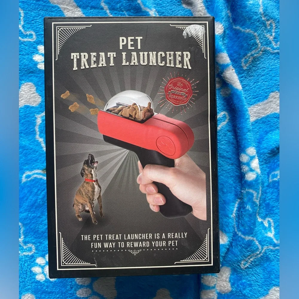 Pet Treat Launcher